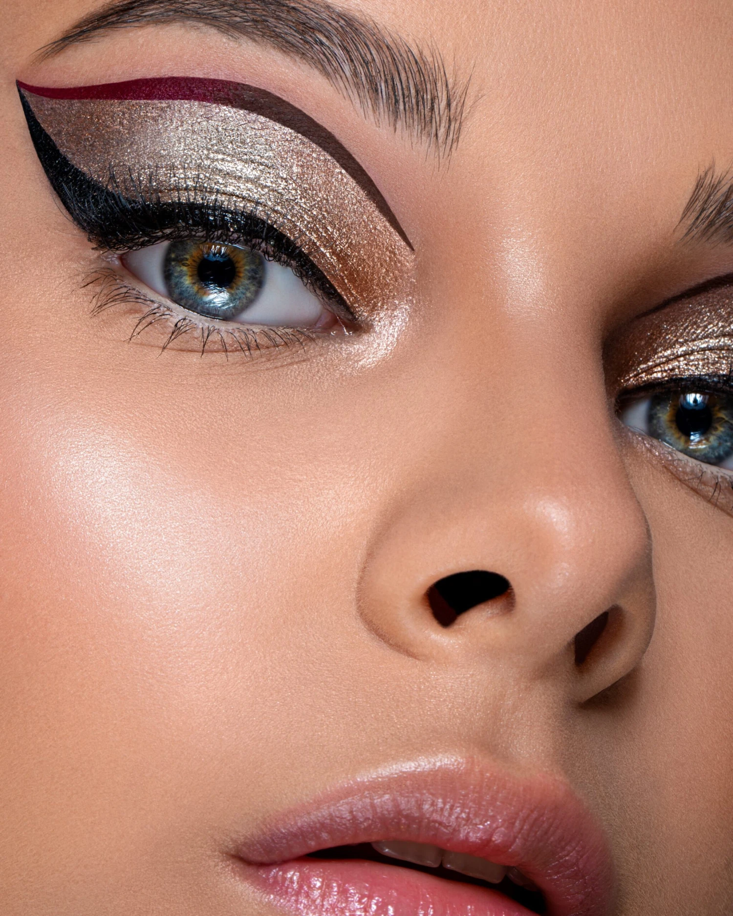 Eyeliner Semipermanente 42 3 Eyeliner Semipermanente 42 - immagine 3