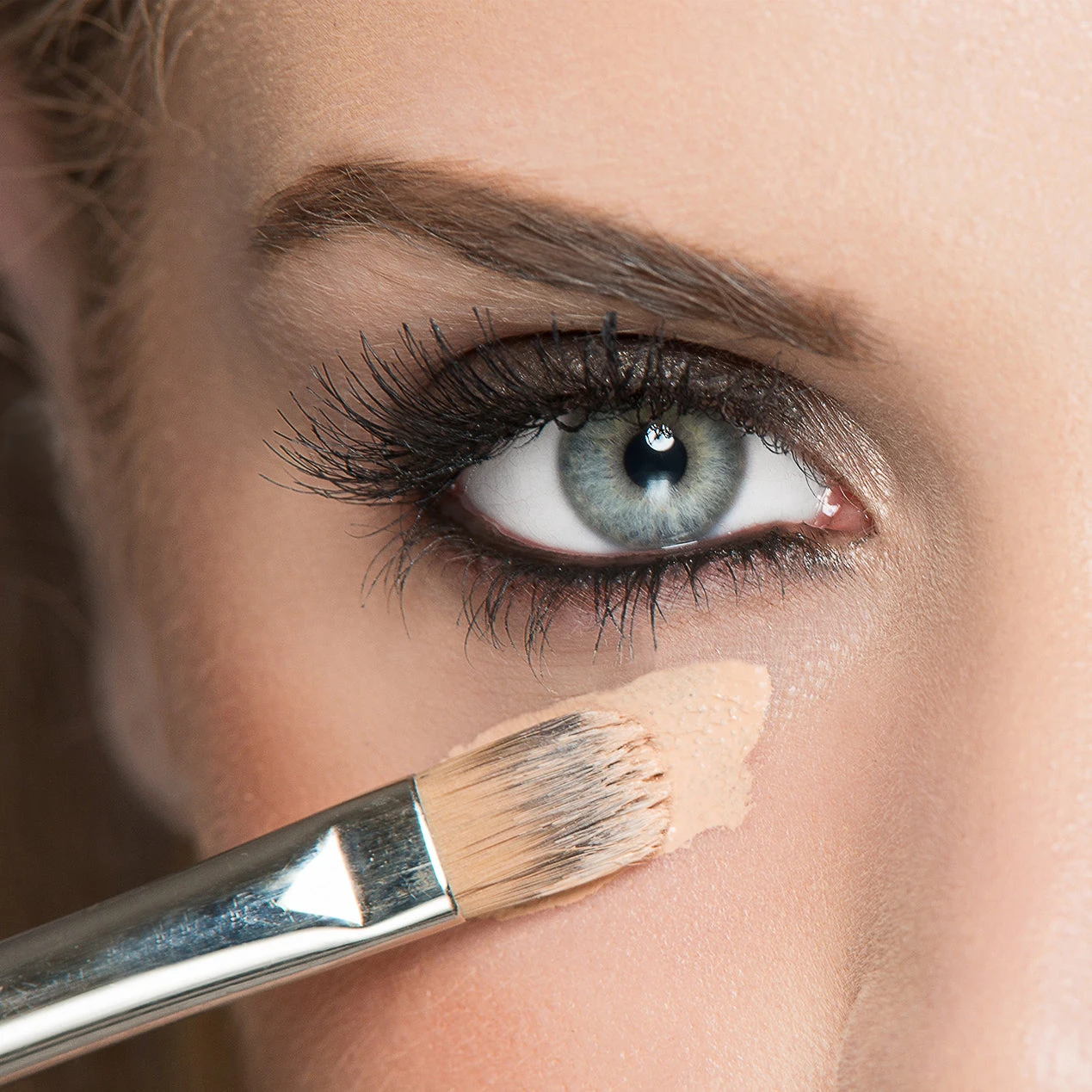 Pennello Correttori Ed Illuminanti N°18 2 Pennello Correttori Ed Illuminanti N°18 - immagine 2